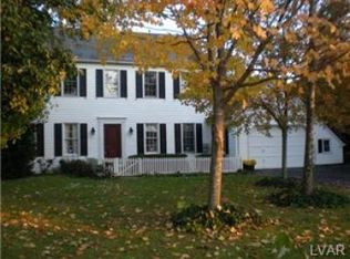 914 Place Rd, Bethlehem, PA 18017