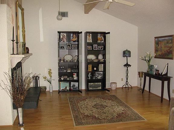 4th image of 39 Victoria Dr