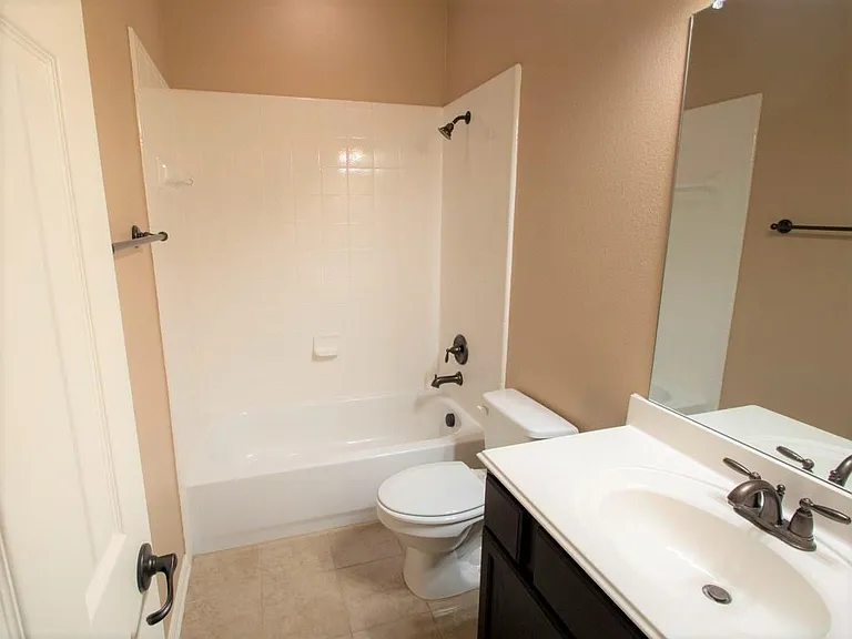 417 Hackberry Dr — Photo 27