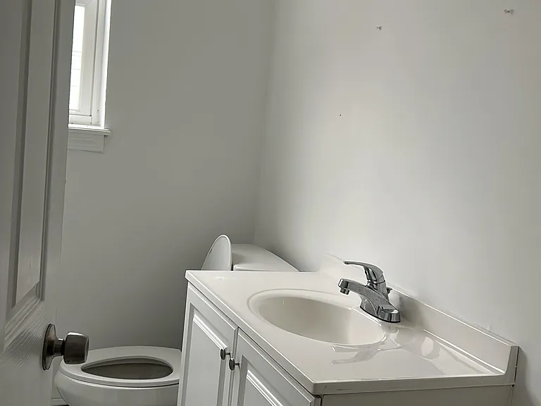 193 Harrison St #1 — Photo 3