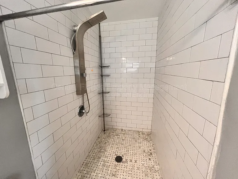 722 Baltimore Dr — Photo 5