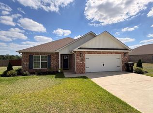 408 Gritney Rd, Daleville, AL 36322