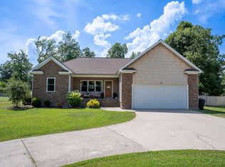 224 Poplar Ave, Trenton, GA 30752