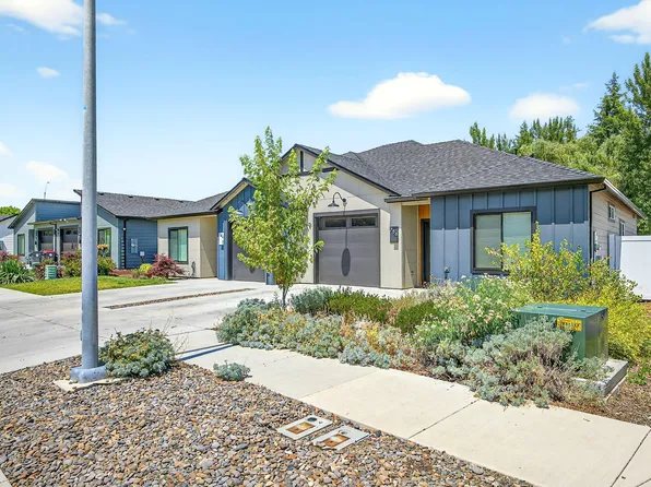 756 Terrazzo Way, Medford, OR 97501