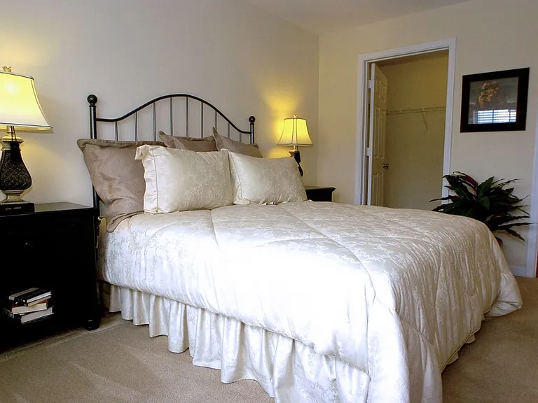 Brenneman Farm Apartments — Photo 12