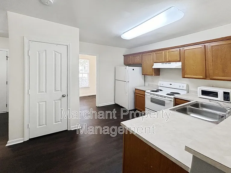 510 Riello Dr — Photo 6