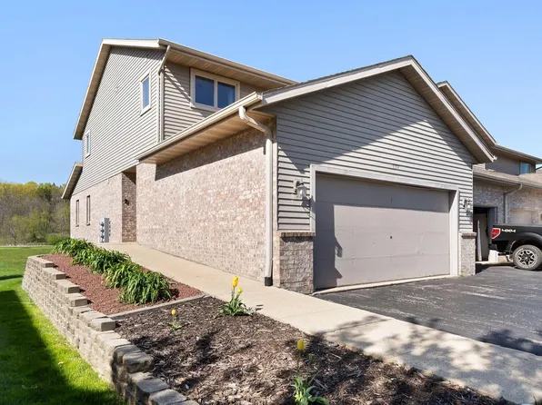 332 Scenic COURT #1, Slinger, WI 53086