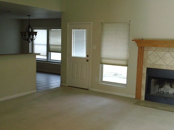 5th image of 4712 Shumard Dr