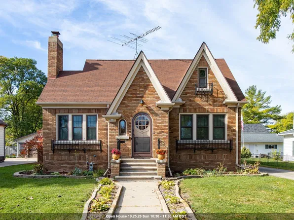 833 Eastman St, Oshkosh, WI 54901