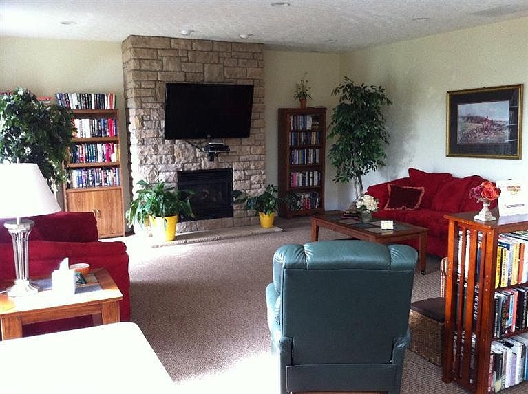 2nd image of 103 Acorn Path