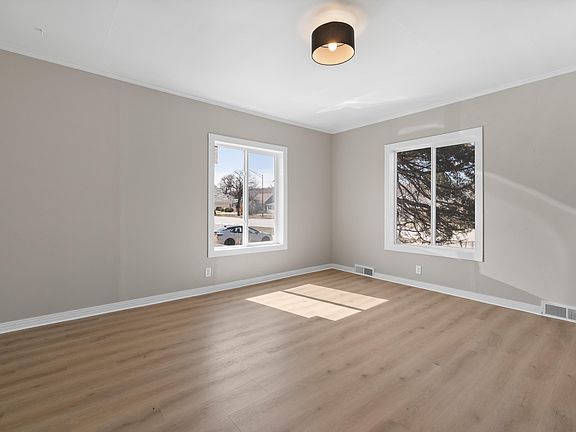 5th image of 1616 5th St