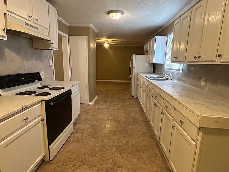 103 Fair Ct — Photo 6