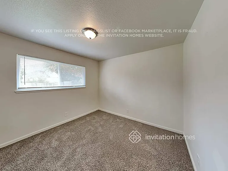10813 Oakton Way — Photo 14