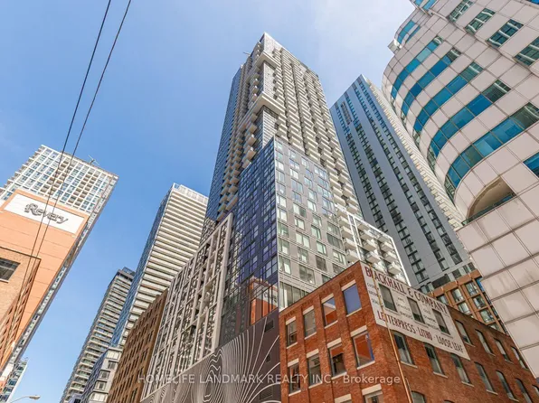 87 Peter St, Toronto, ON
