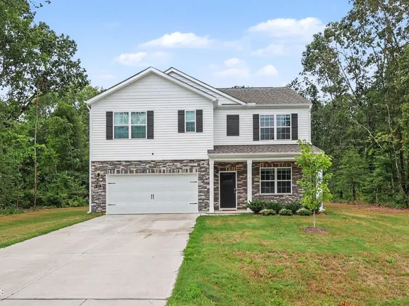 243 Hawksmoore Ln, Lillington, NC 27546