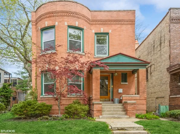 421 Keeney St, Evanston, IL 60202
