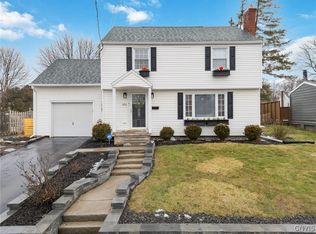 212 Ambergate Rd, Syracuse, NY 13214