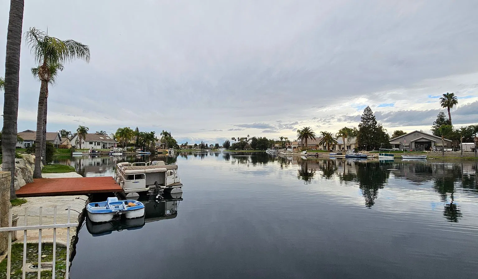 Gorgeous Lake House Property! - Riverlakes Community — Photo 4