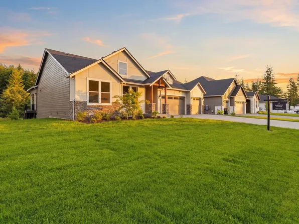 15221 210th Ave E, Bonney Lake, WA 98391