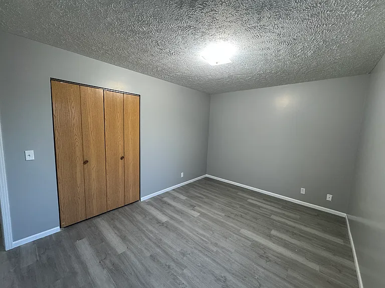 642 Lamont Dr — Photo 11