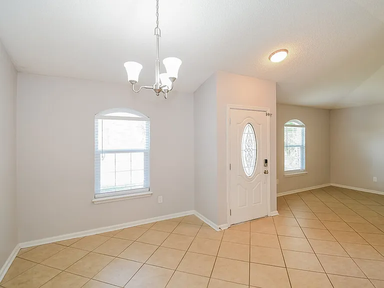5462 Catspaw Ln — Photo 5