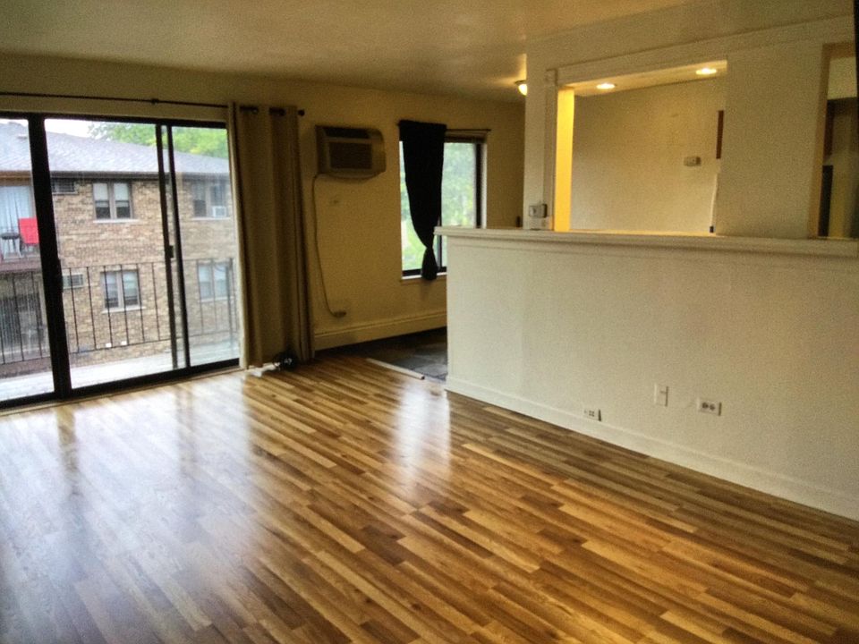 1st image of 10411 S Mason Ave #9