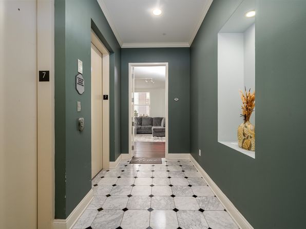 127 Madison Ave APT 701, Memphis, TN 38103