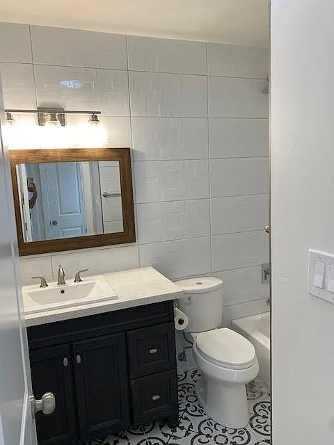 3959 Queenston Ct — Photo 4