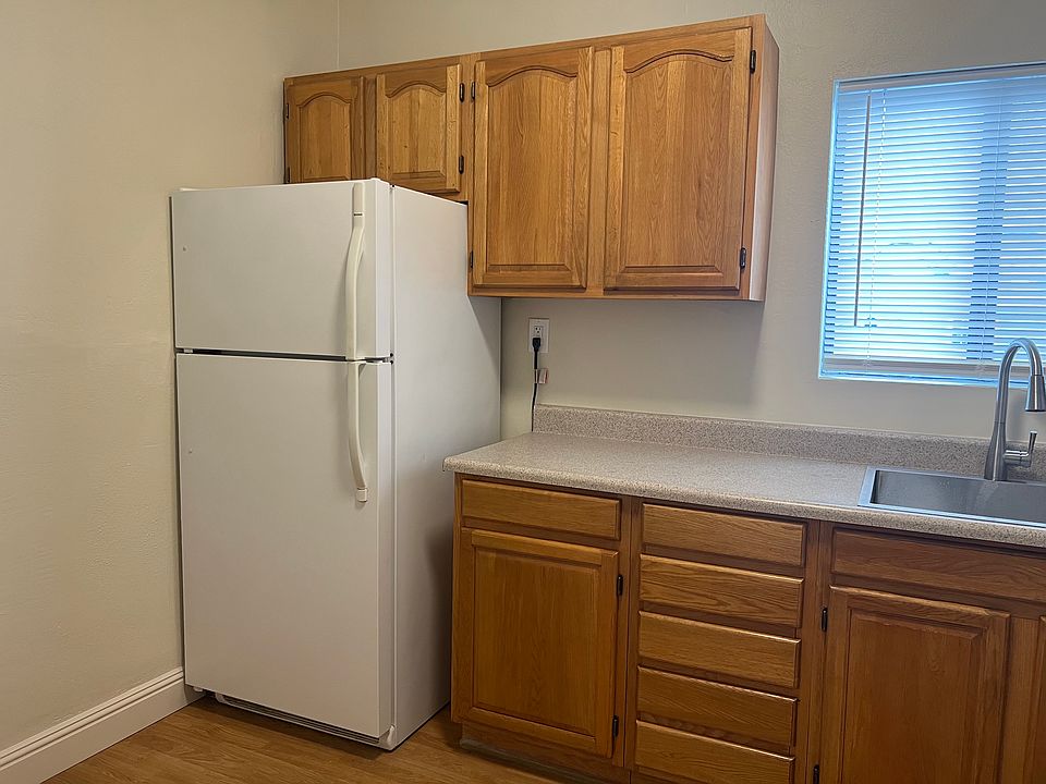 1st image of 2380 Lowell Ave