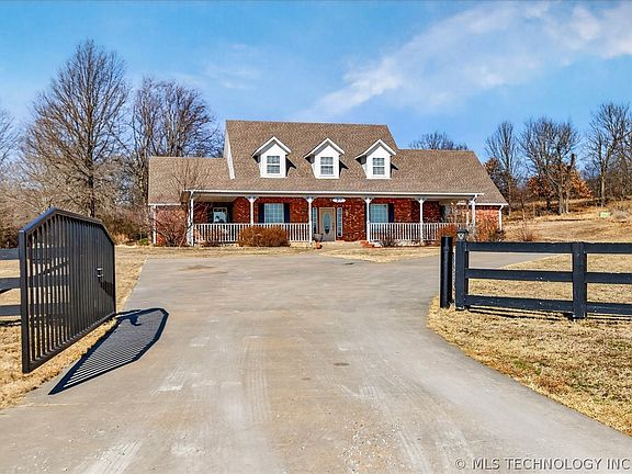 2nd image of 21 Longacre Dr