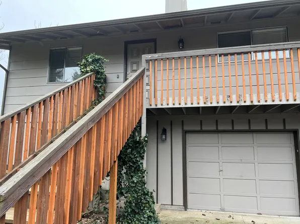 H8225-8227, 8225 NE Saint Johns Rd #8227, Vancouver, WA 98665