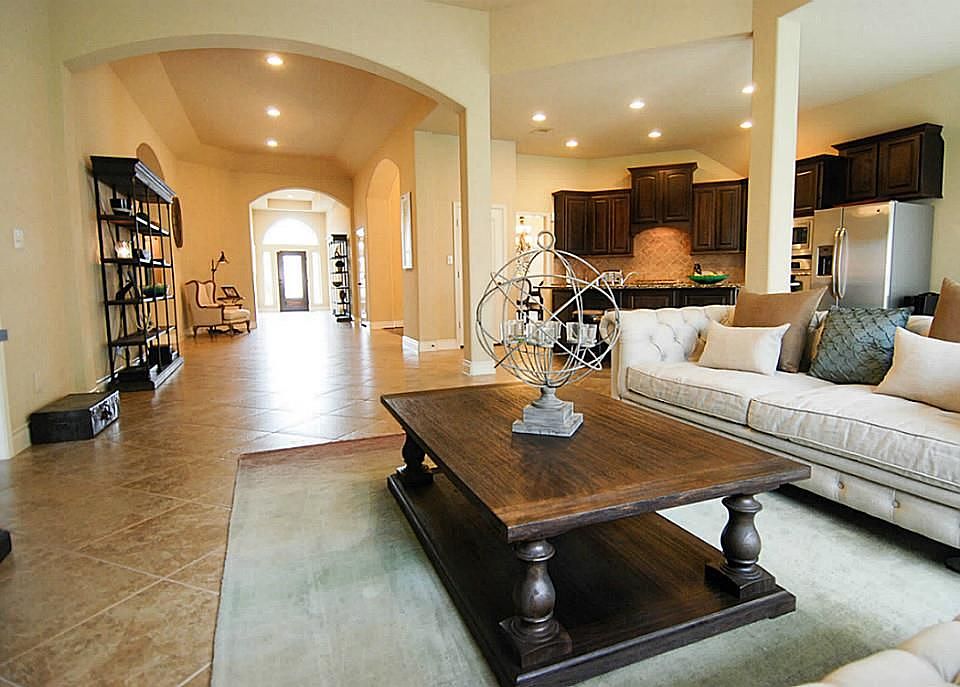 1st image of 2020 Sunset Springs Dr