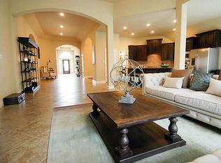 2020 Sunset Springs Dr, Pearland, TX 77584
