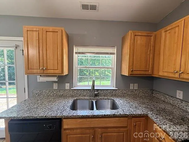 2951 Mathis Church Rd — Photo 5