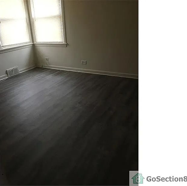 2nd image of 3518 Adams St