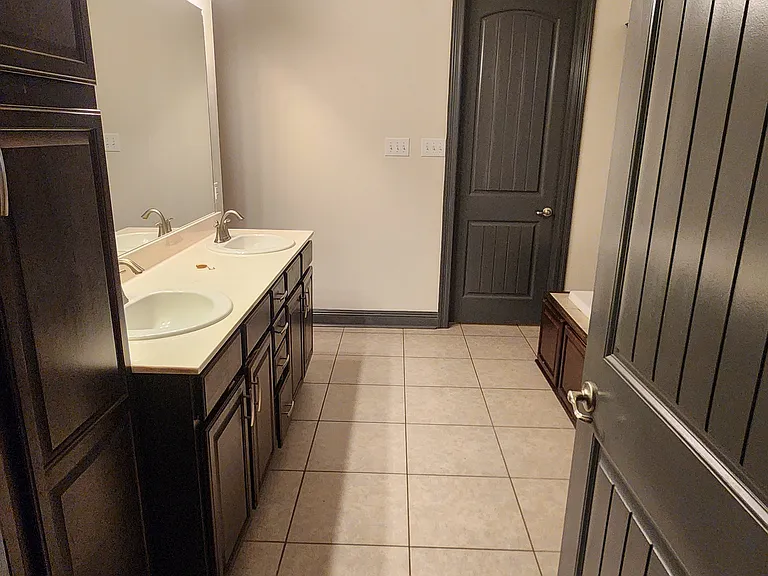 510 Annaberg Dr — Photo 20
