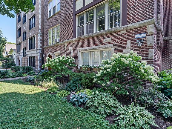 2nd image of 1527 W Estes Ave #2