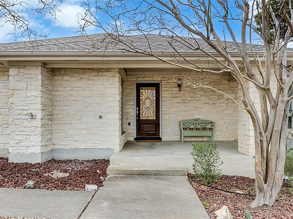 4th image of 21407 High Dr