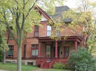 102 E Vine St, Milwaukee, WI 53212