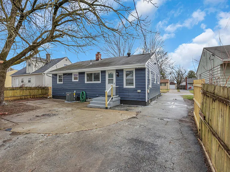1251 Dellwood Ave — Photo 28