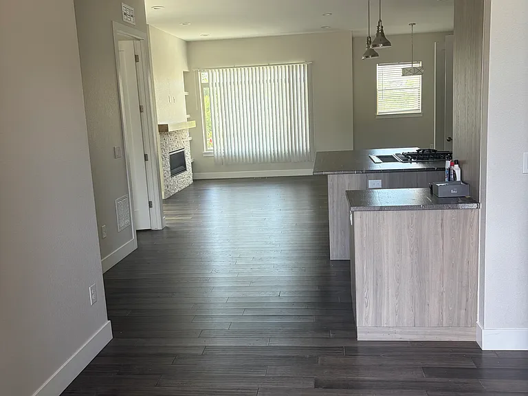1407 Rogers Ct — Photo 4
