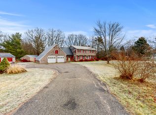 2 Brown Farm Rd, Biddeford, ME 04005