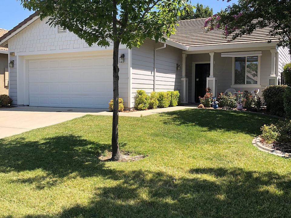 1st image of 461 Pelican Bay Cir