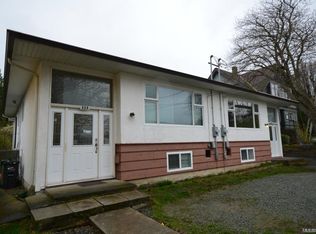 452 Craigflower Rd #450, Victoria, BC V9A2V8