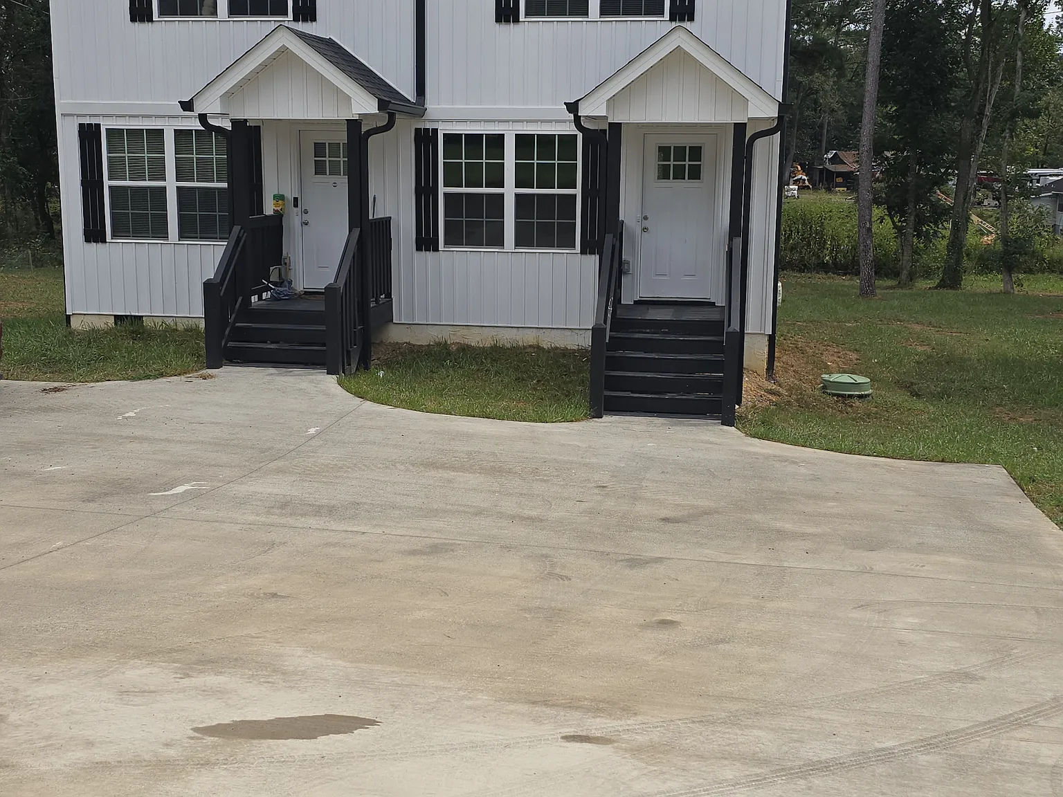 2 bed, 1.5 bath, 1000 sqft, $1,350 — Photo 1