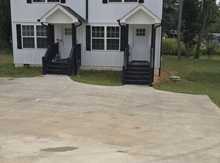 211 Liberty Dr #B, Dalton, GA 30721