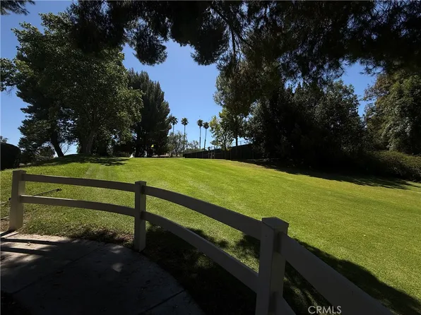 19946 Avenue Of The Oaks, Santa Clarita, CA 91321