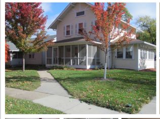 701 45th Pl, Des Moines, IA 50312