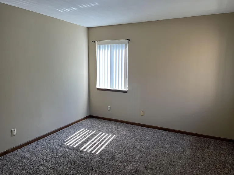 122 Burke Ave #11 — Photo 12