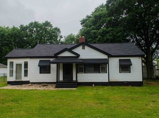 115 Givens St, Fountain Inn, SC 29644